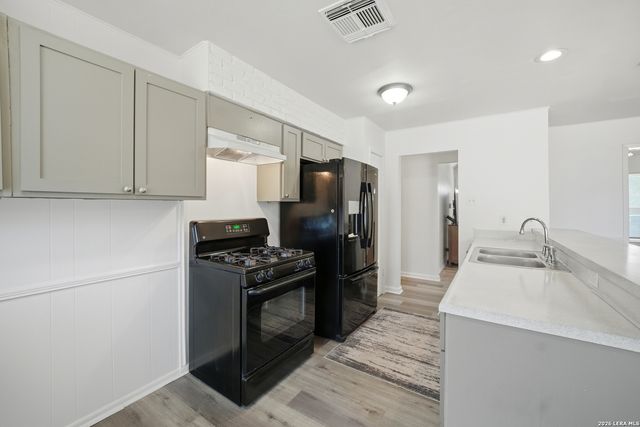 4423 Sun Vista, San Antonio, TX 78217