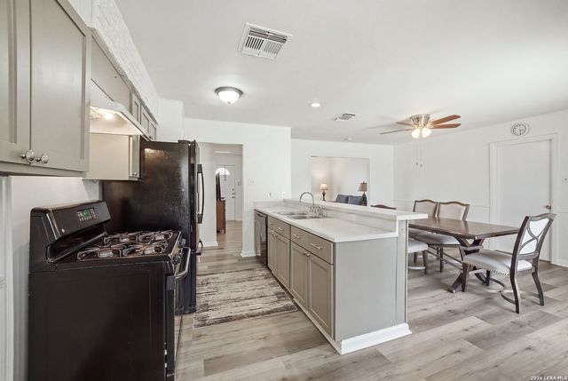 4423 Sun Vista, San Antonio, TX 78217