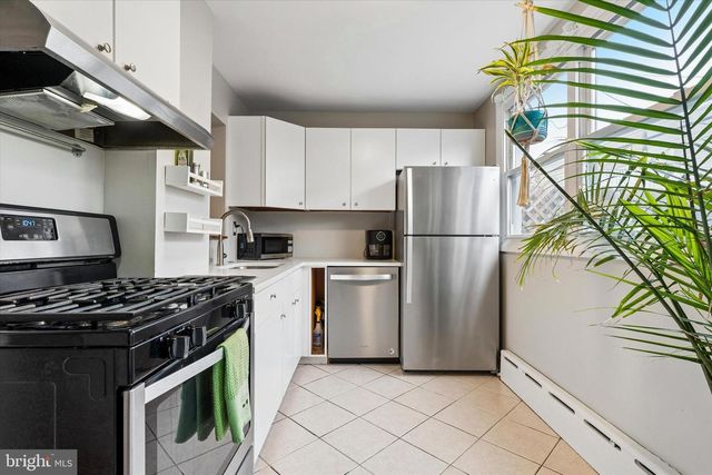 126 MERCY ST, Philadelphia, PA 19148