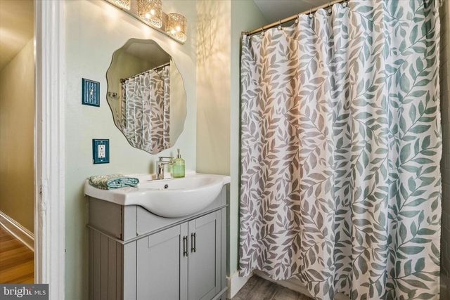 126 MERCY ST, Philadelphia, PA 19148