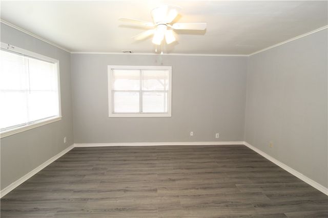2418 Wedington Drive, Fayetteville, AR 72701