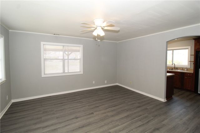 2418 Wedington Drive, Fayetteville, AR 72701