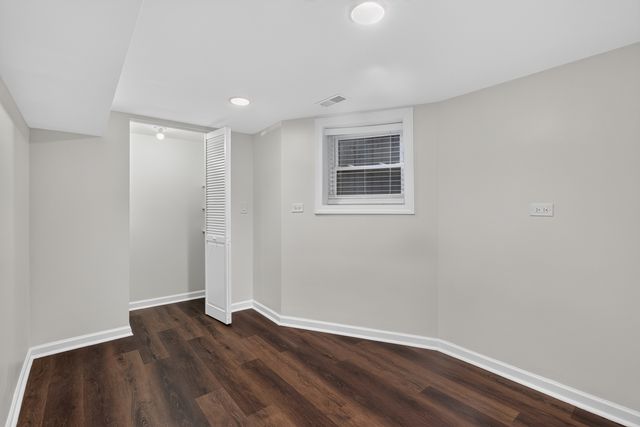 3023 W Wellington Avenue 1, Chicago, IL 60618