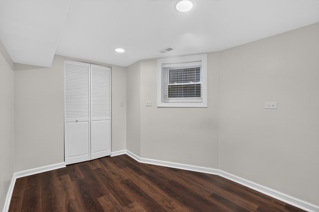 3023 W Wellington Avenue 1, Chicago, IL 60618