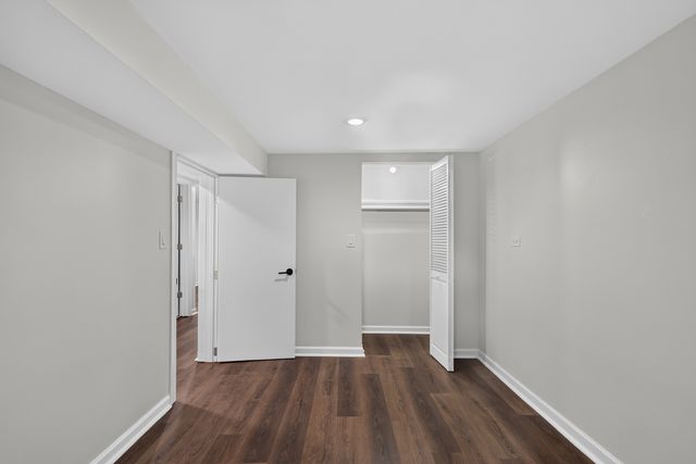3023 W Wellington Avenue 1, Chicago, IL 60618