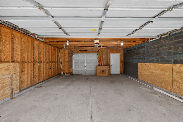 3023 W Wellington Avenue 1, Chicago, IL 60618