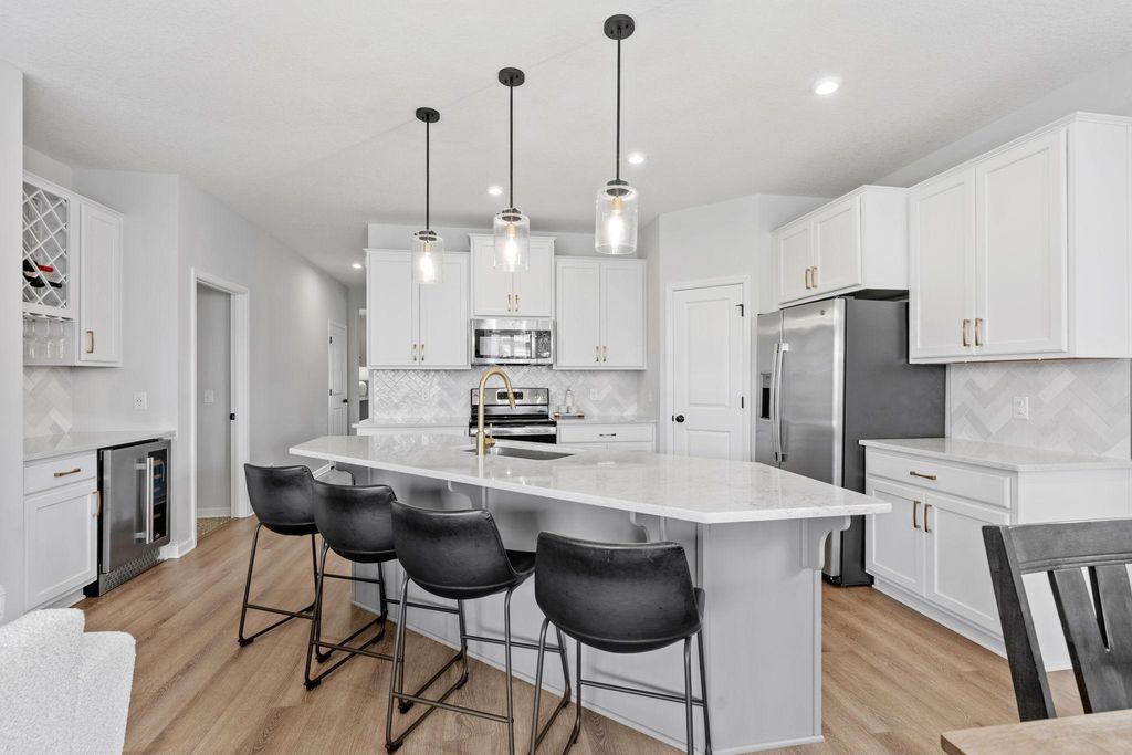 8025 Walnut Lane, Corcoran, MN 55340 — photo 3