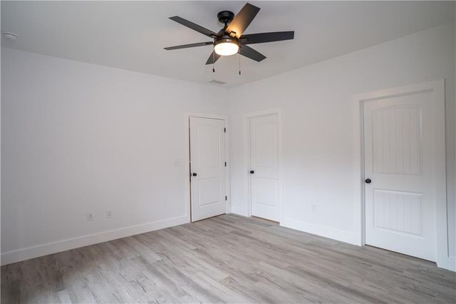 83 Crestwood Drive, Hartwell, GA 30643