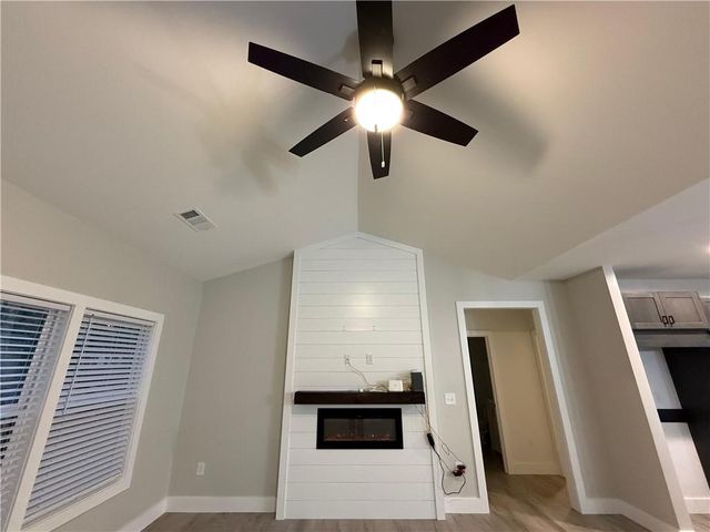 83 Crestwood Drive, Hartwell, GA 30643