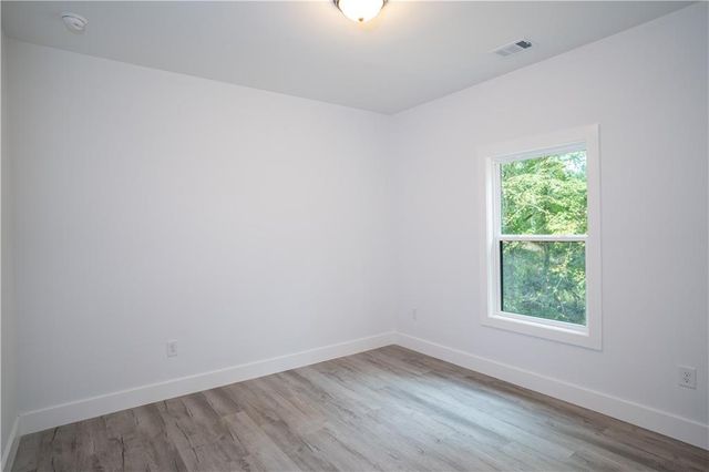 83 Crestwood Drive, Hartwell, GA 30643