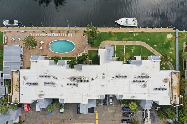 2860 NE 14th Street Causeway Unit 107, Pompano Beach, FL 33062