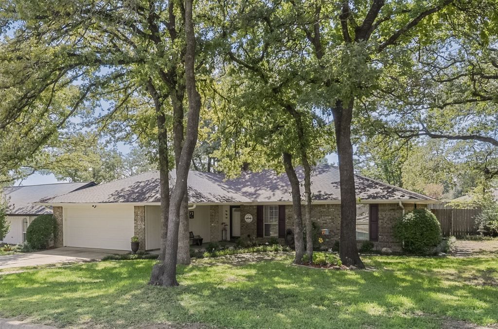 5508 Grissom Drive, Arlington, TX 76016 — photo 2