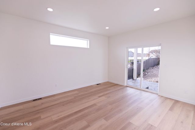 677 W Rory AVE, Post Falls, ID 83854