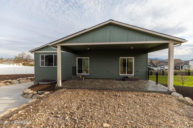 677 W Rory AVE, Post Falls, ID 83854