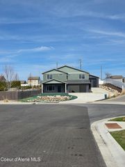 677 W Rory AVE, Post Falls, ID 83854