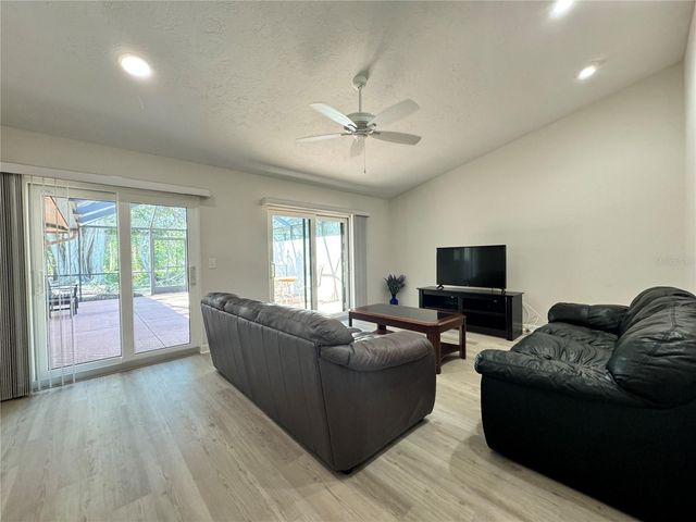 6403 MEADOWLARK LANE, Bradenton, FL 34210