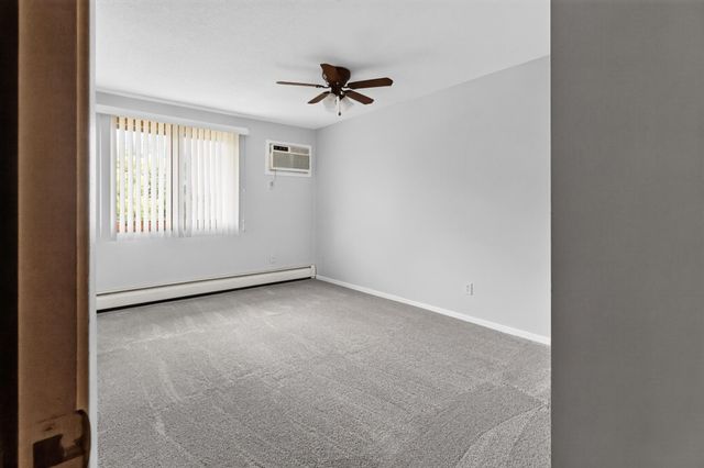 4300 Trenton Lane N 307, Plymouth, MN 55442