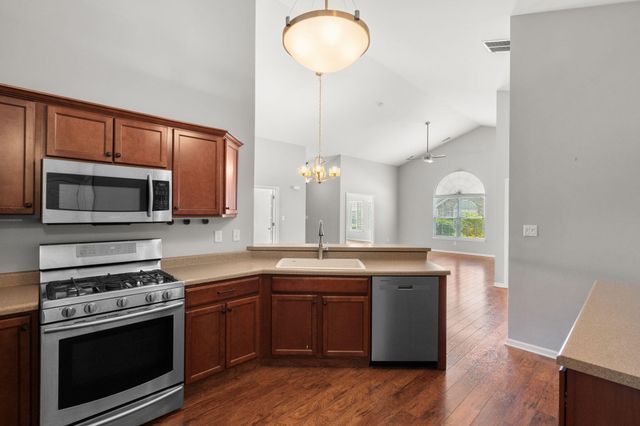 5260 E 109th Place, Crown Point, IN 46307