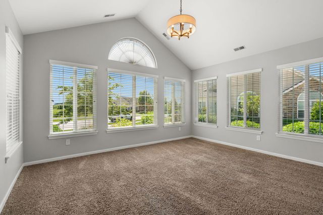 5260 E 109th Place, Crown Point, IN 46307