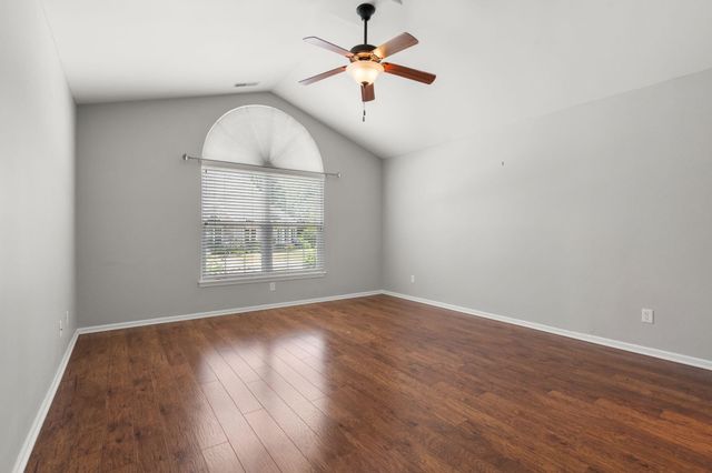 5260 E 109th Place, Crown Point, IN 46307