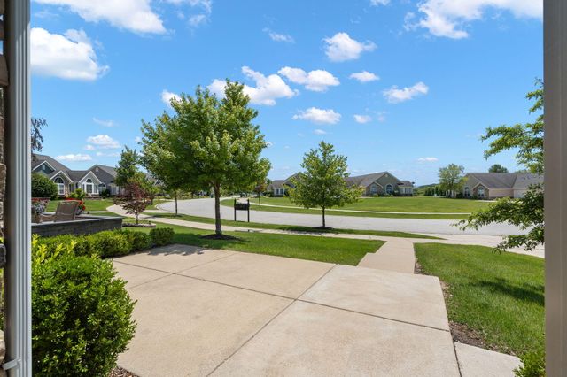 5260 E 109th Place, Crown Point, IN 46307