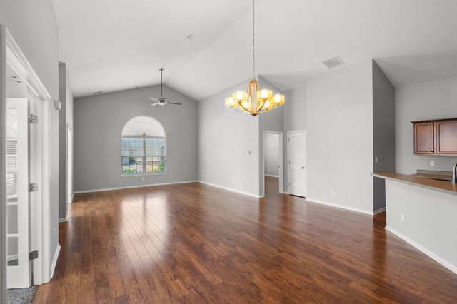 5260 E 109th Place, Crown Point, IN 46307