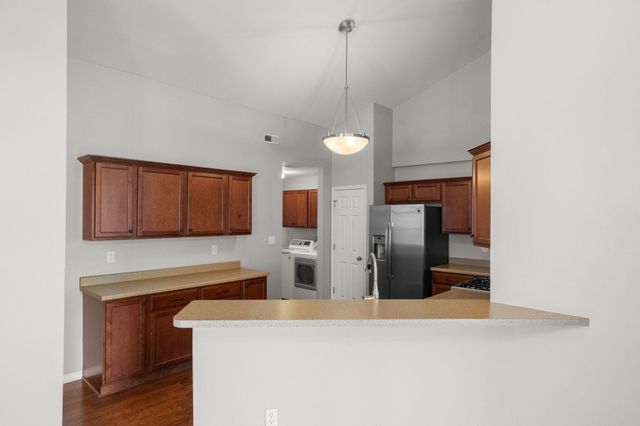 5260 E 109th Place, Crown Point, IN 46307