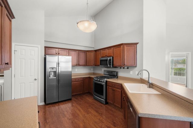 5260 E 109th Place, Crown Point, IN 46307