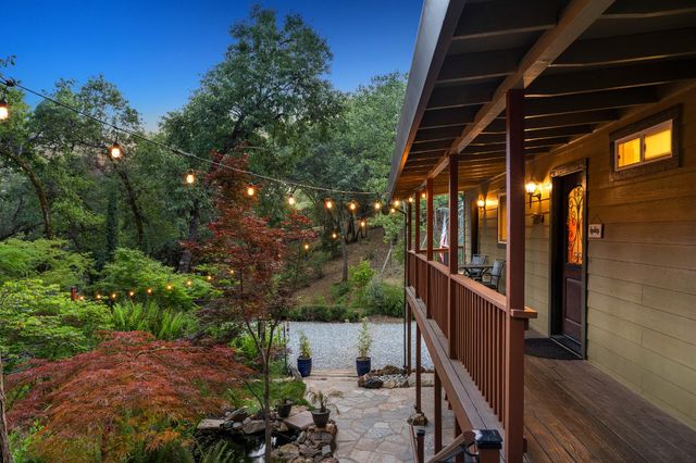 5086 Woodland Dr, Placerville, CA 95667