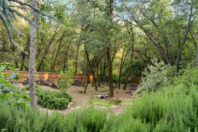 5086 Woodland Dr, Placerville, CA 95667