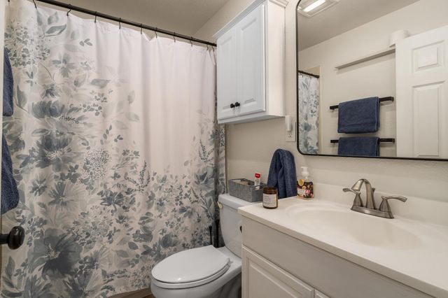 5086 Woodland Dr, Placerville, CA 95667