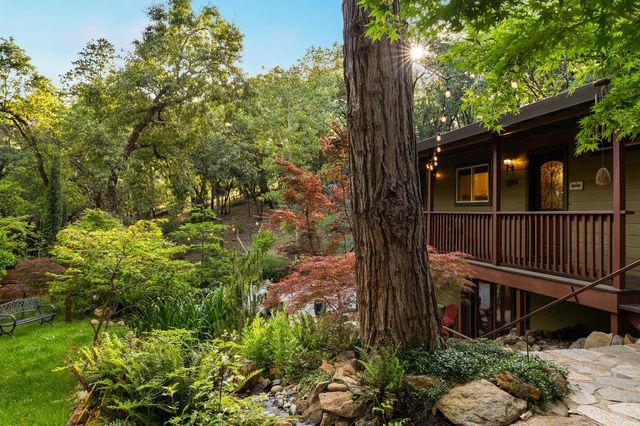 5086 Woodland Dr, Placerville, CA 95667