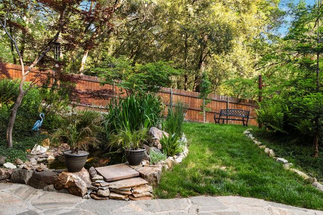 5086 Woodland Dr, Placerville, CA 95667