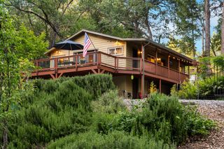 5086 Woodland Dr, Placerville, CA 95667