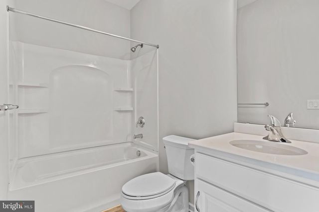 528 ALLEGIANCE DRIVE, Mechanicsburg, PA 17050