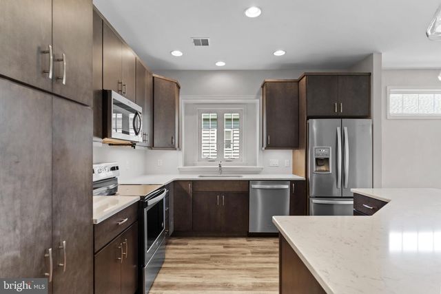 528 ALLEGIANCE DRIVE, Mechanicsburg, PA 17050