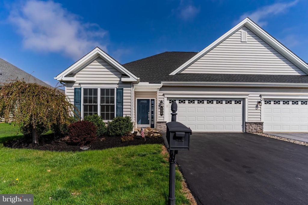 528 ALLEGIANCE DRIVE, Mechanicsburg, PA 17050