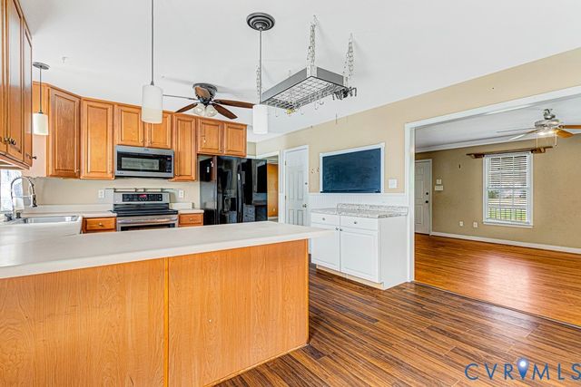 9317 Townsend Rd, Providence Forge, VA 23140