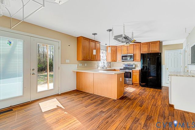 9317 Townsend Rd, Providence Forge, VA 23140