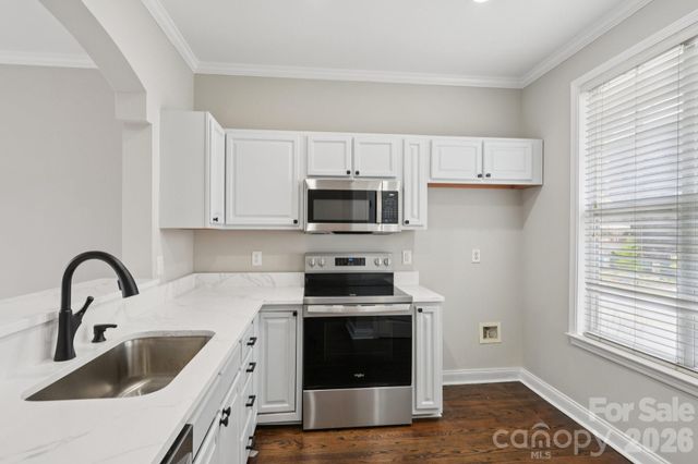 827 4th Street W, Charlotte, NC 28202