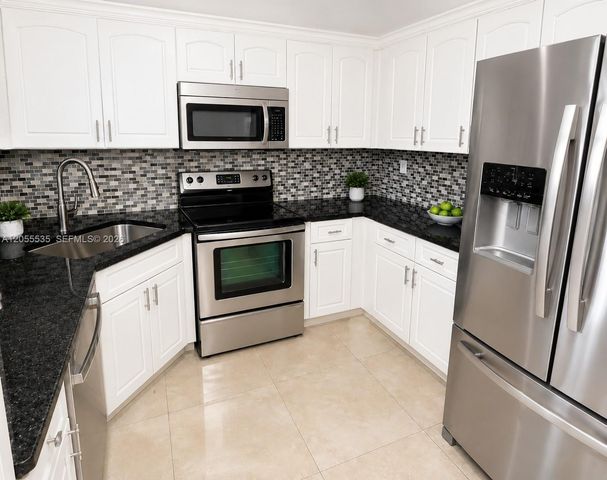 3171 SW 23rd Street, Fort Lauderdale, FL 33312