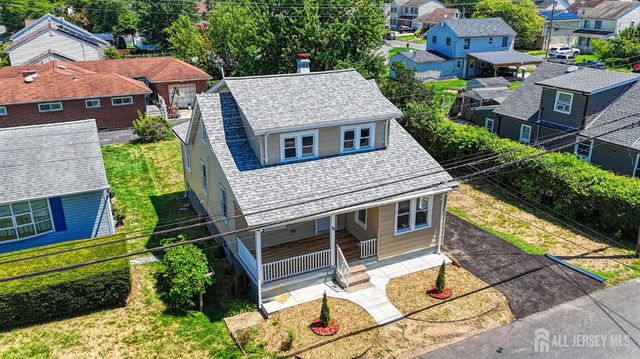 16 Gordon Street, Aberdeen, NJ 07721