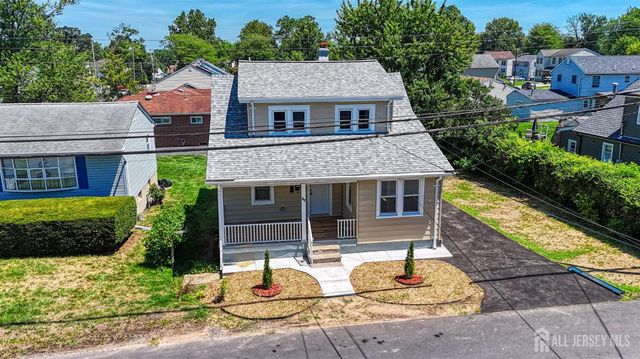 16 Gordon Street, Aberdeen, NJ 07721