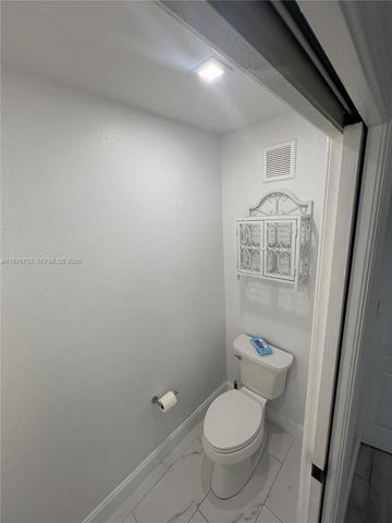 9000 W Flagler St 1, Miami, FL 33174