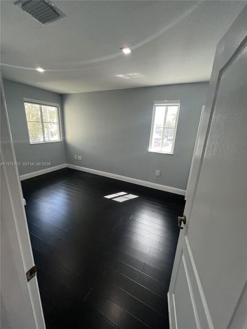 9000 W Flagler St 1, Miami, FL 33174