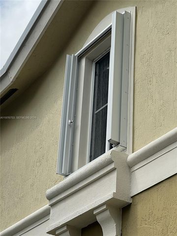 9000 W Flagler St 1, Miami, FL 33174