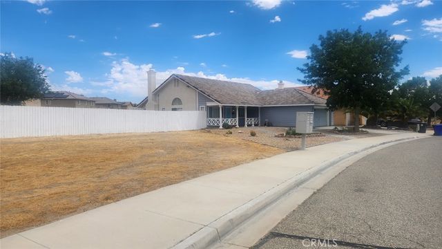 15430 Amber Pointe, Victorville, CA 92394