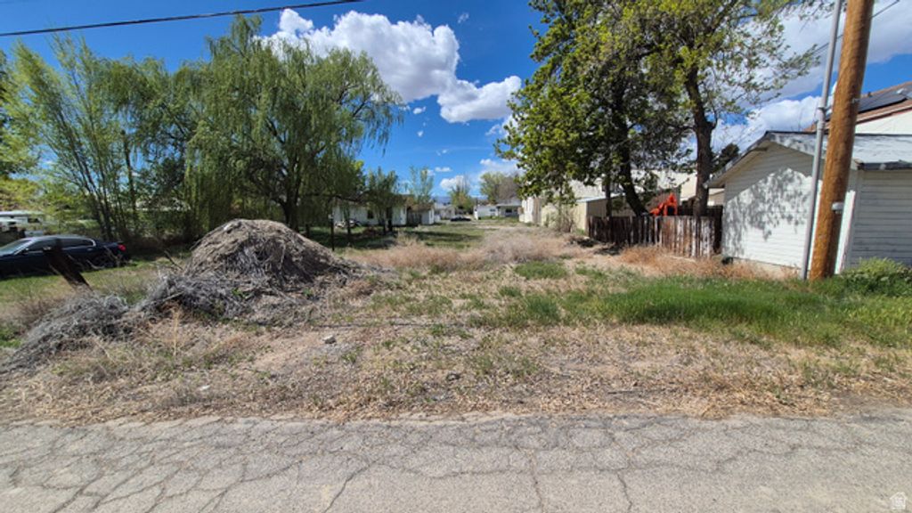 Image 4 of property listing at 444 N 200 E, Price, UT 84501