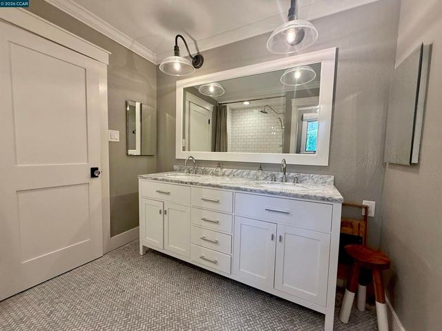 124 Meese Ct, Danville, CA 94526