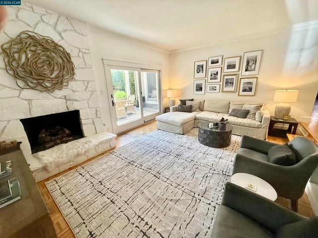 124 Meese Ct, Danville, CA 94526